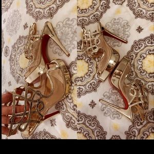 Christian Loubotin Platform heel